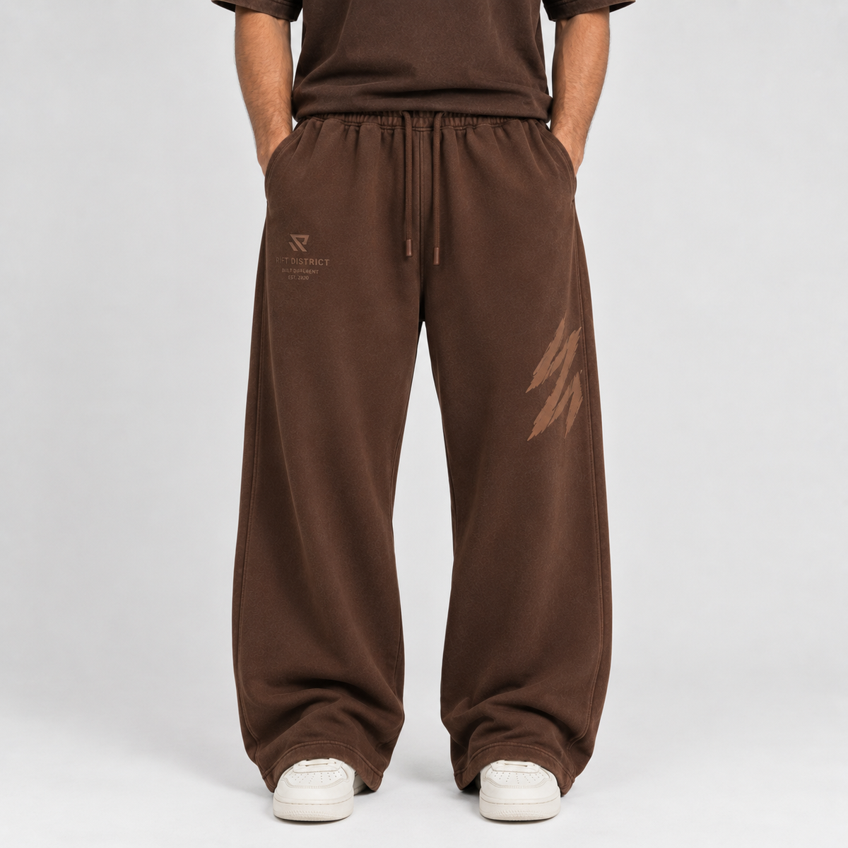 Widecut Cargo Fleece Pants - Mocha